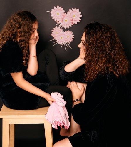 mobile - carousel-hero-element image-0